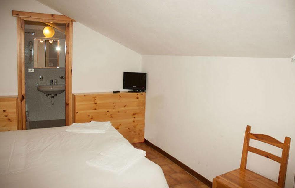Casa Vacanze Ca' De Val Campodolcino Zewnętrze zdjęcie